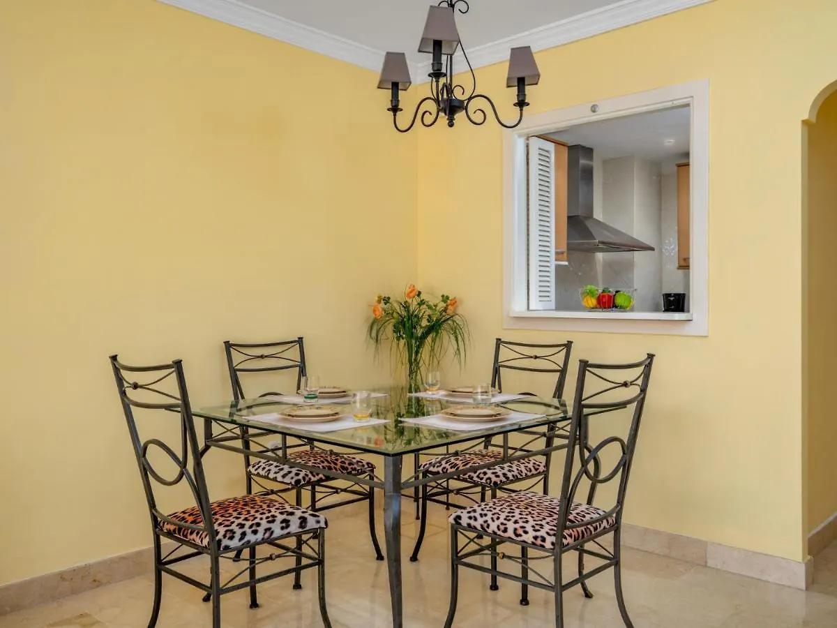 Apartment Los Patios De Santa Maria By Interhome Marbellac 0*,
